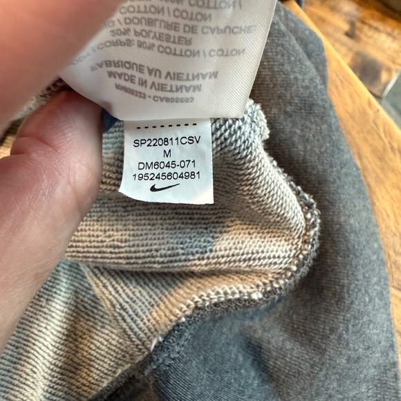 Nike Women's Gray Medium Hoodie - Picture 5 of 7